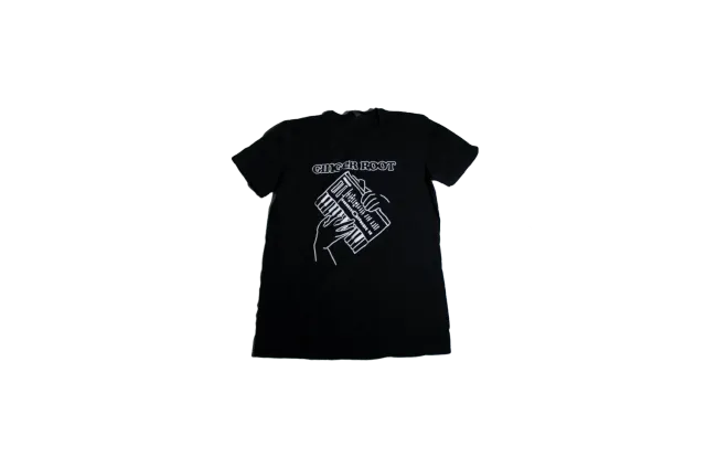 Ginger Root Black Key t-skjorte svart merch