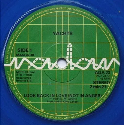 Yachts Look Back In Love 7" vinyl singel brukt blå new wave