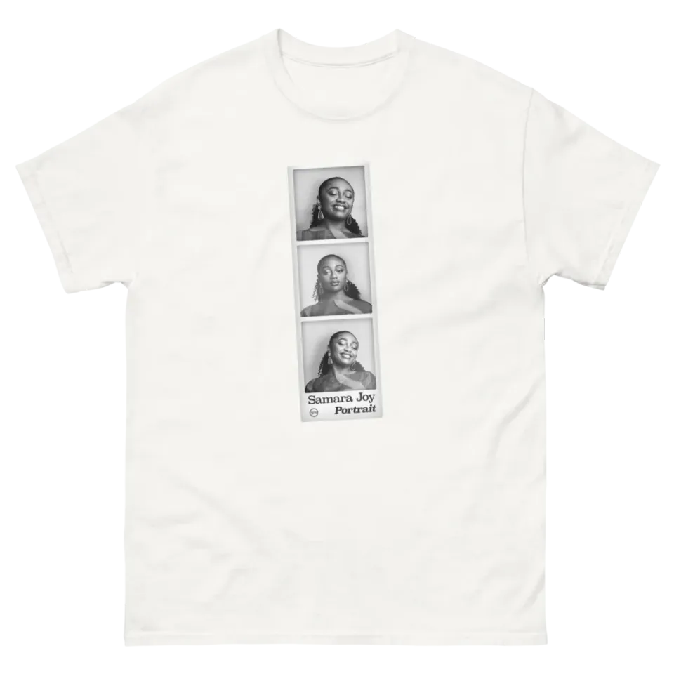 Samara Joy Portrait t-skjorte filmstripe S–2X